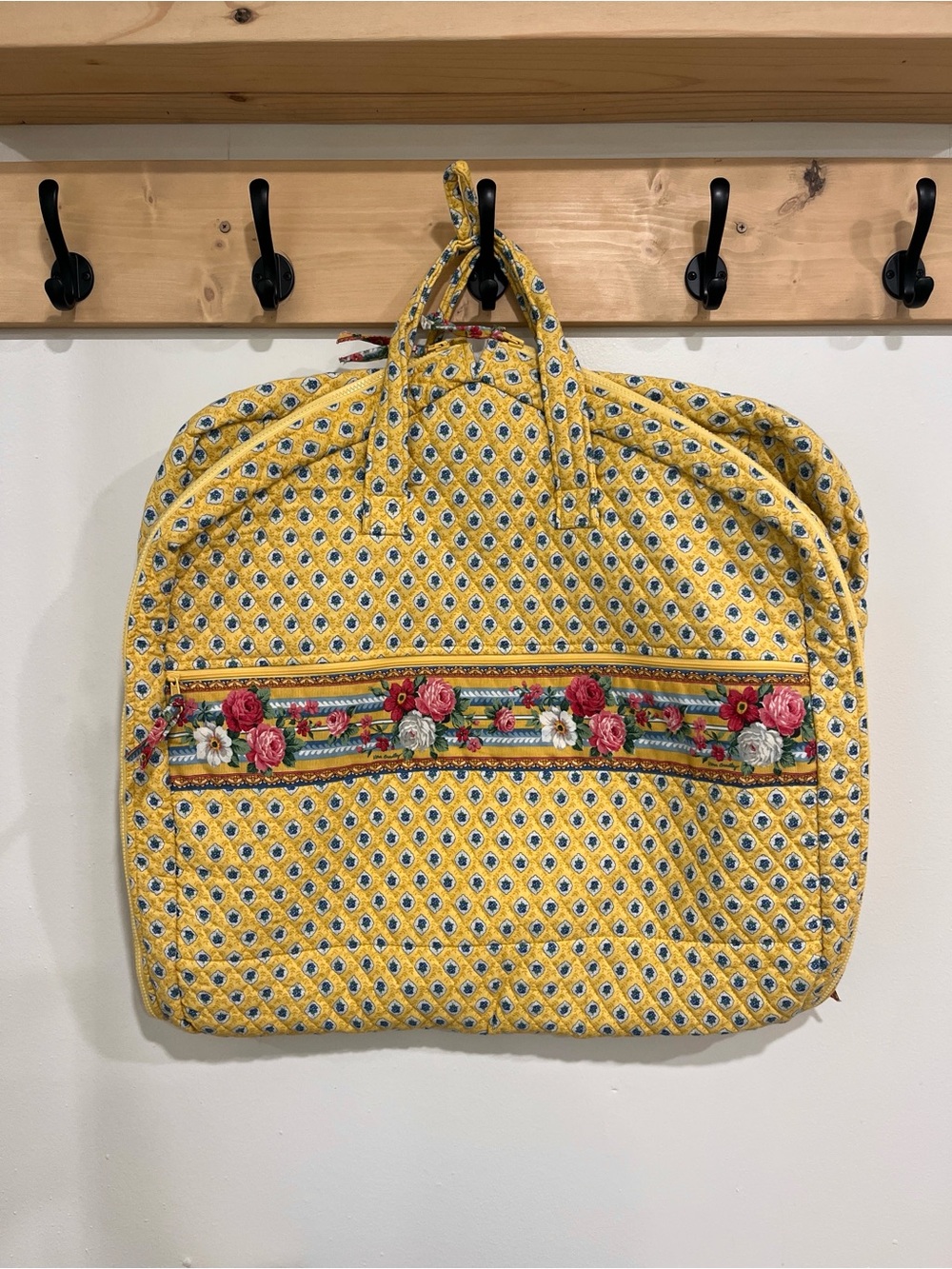 Vera Bradley Elizabeth Garment Bag